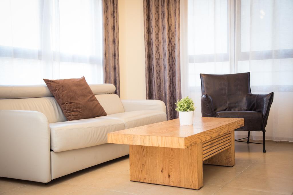 Sunshine Suites Tel Aviv Room photo