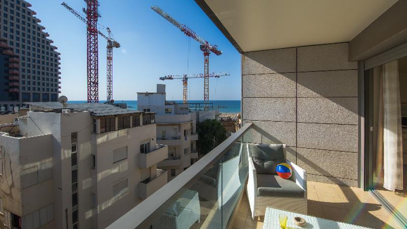 Sunshine Suites Tel Aviv Exterior photo